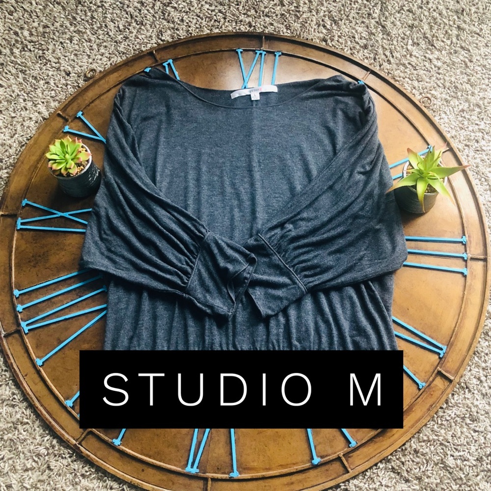 STUDIO M - L GREY TOP